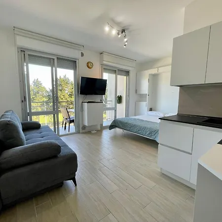 Renovate In A Good Location - Beahost